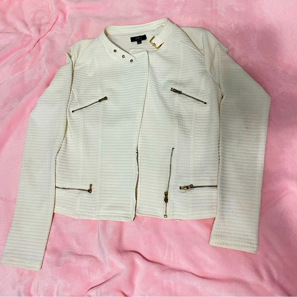 Privy Vintage White Jacket with Buckle Collar